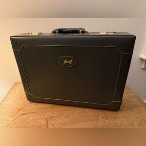 Pascoe world traveler grey leather briefcase